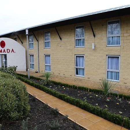 Ramada Oxford Hotel Waterstock Kültér fotó