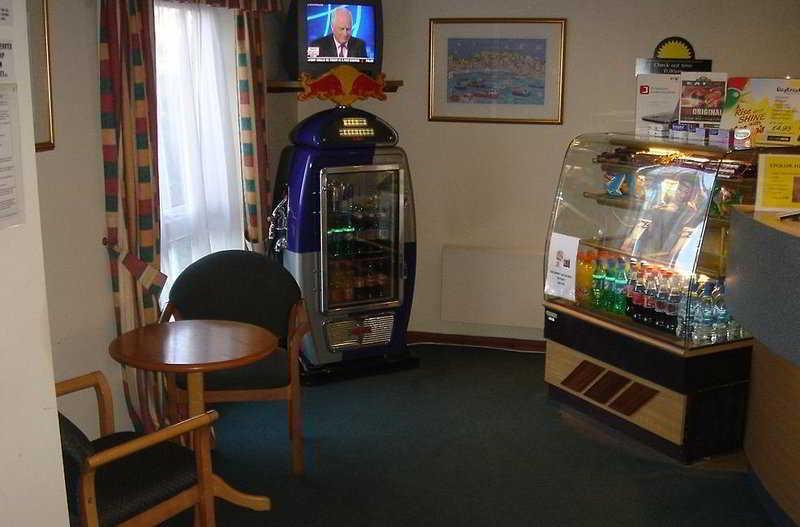 Ramada Oxford Hotel Waterstock Kültér fotó